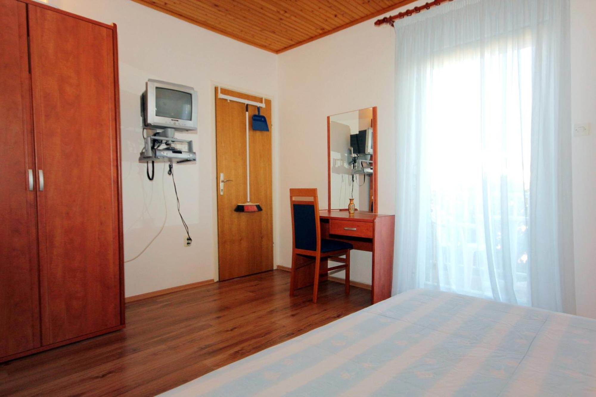 Apartments And Rooms By The Sea Mandre, Pag - 3557 Kolan Cameră foto