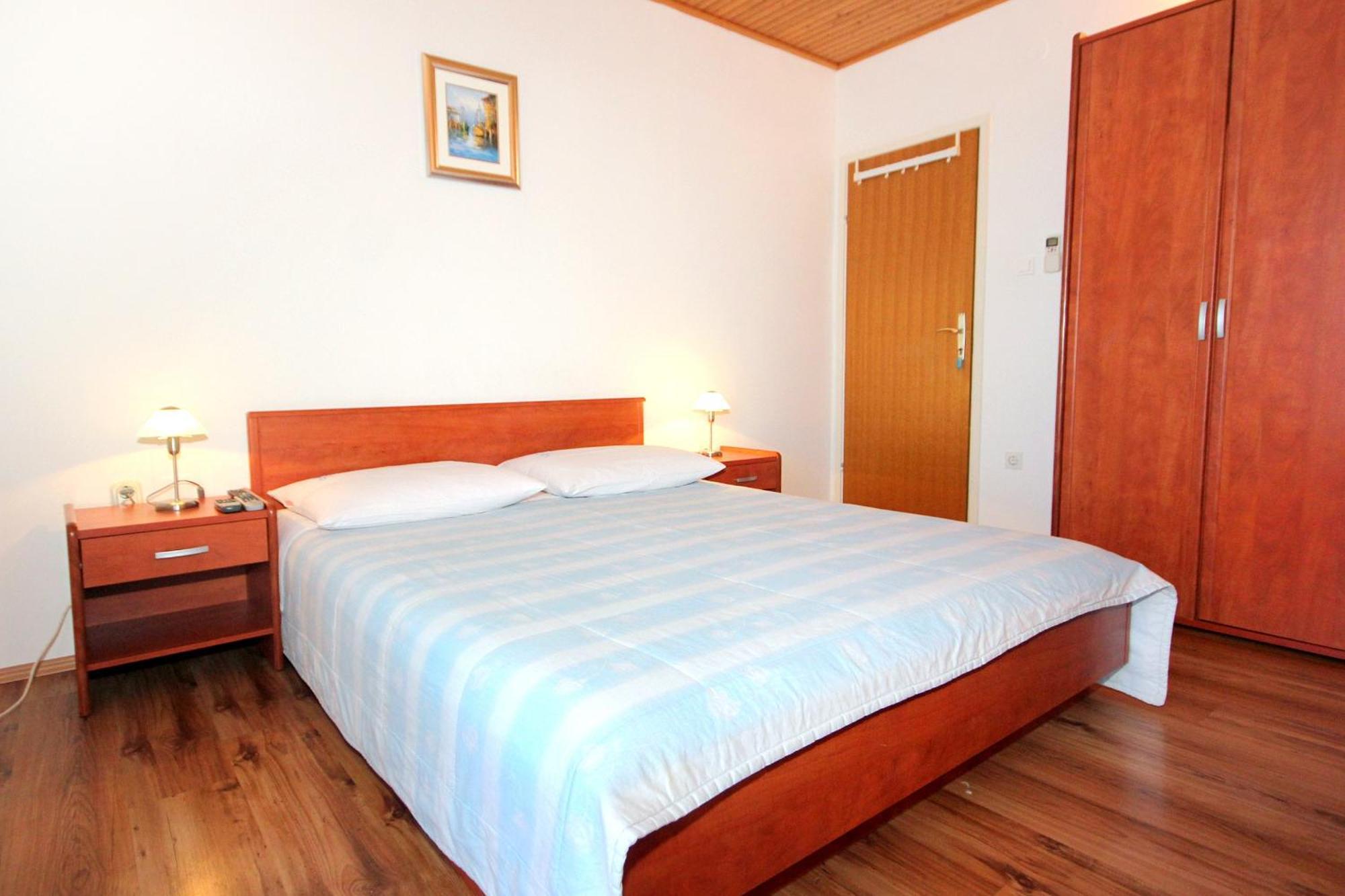 Apartments And Rooms By The Sea Mandre, Pag - 3557 Kolan Cameră foto