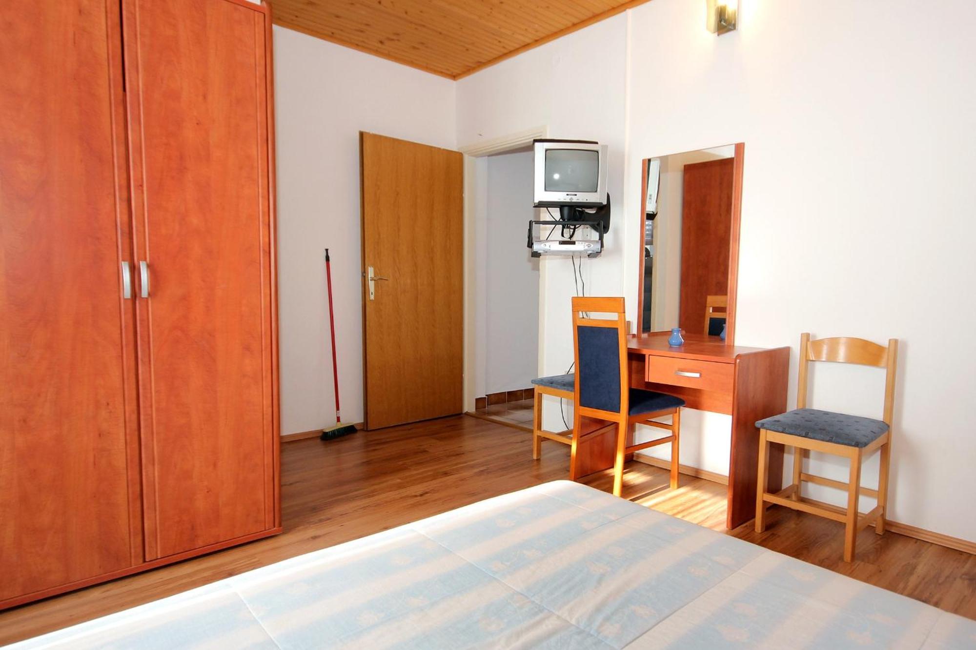 Apartments And Rooms By The Sea Mandre, Pag - 3557 Kolan Cameră foto